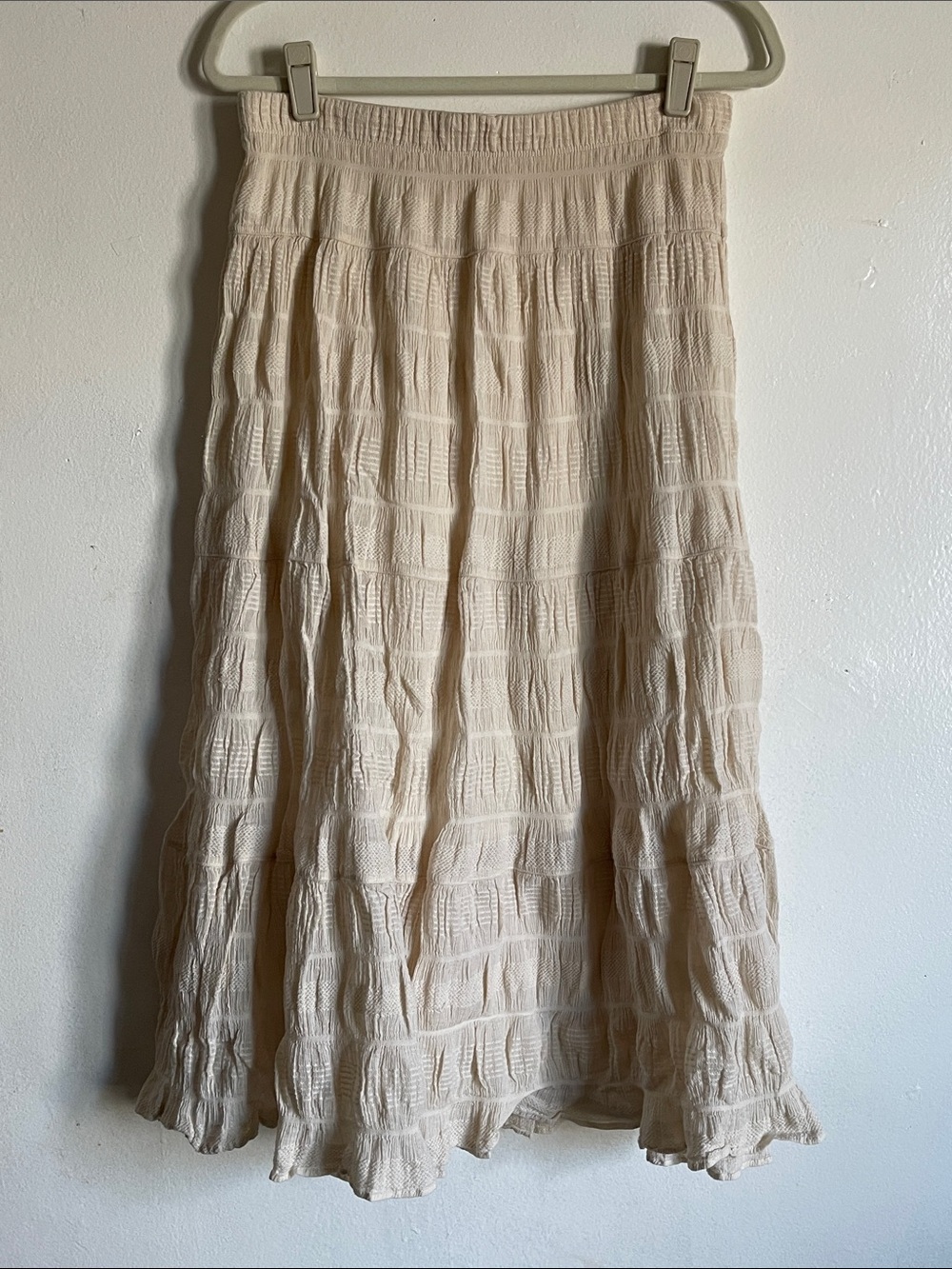 Max Studio London Textured Cream Tiered Skirt | Size Large | Boho Elastic Waist